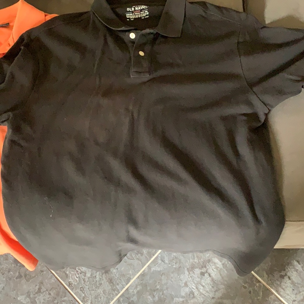 Black old navy polo short sleeve shirt